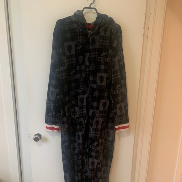 Winter onsie - Picture 1 of 3